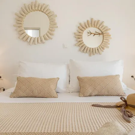 Playa Paros Piso Livadi