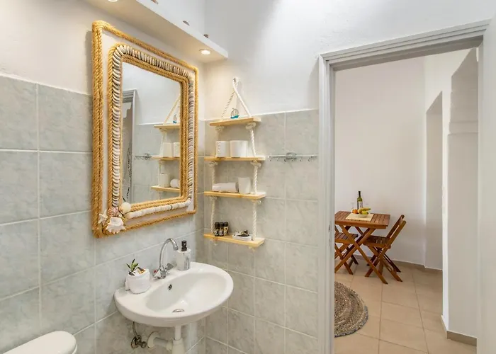 Playa Paros Piso Livadi