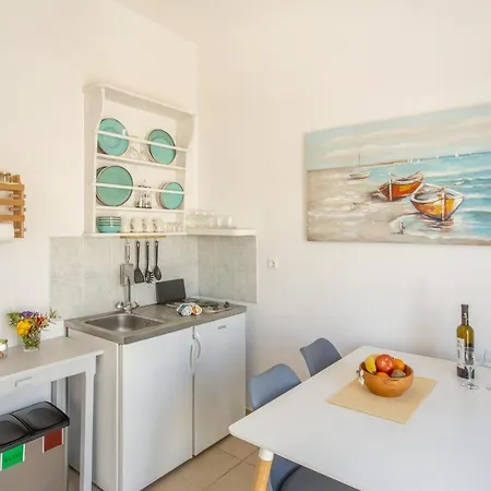 Hotel Yialos *