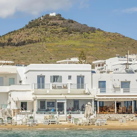 Playa Paros Piso Livadi