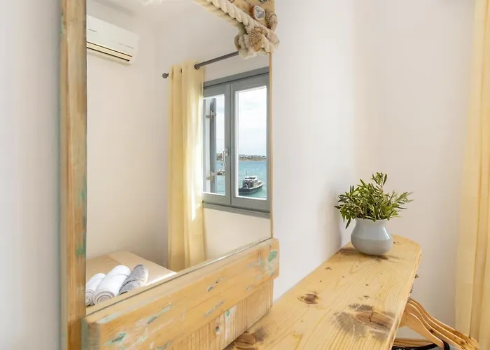 Playa Paros * بوسي لِفاذي