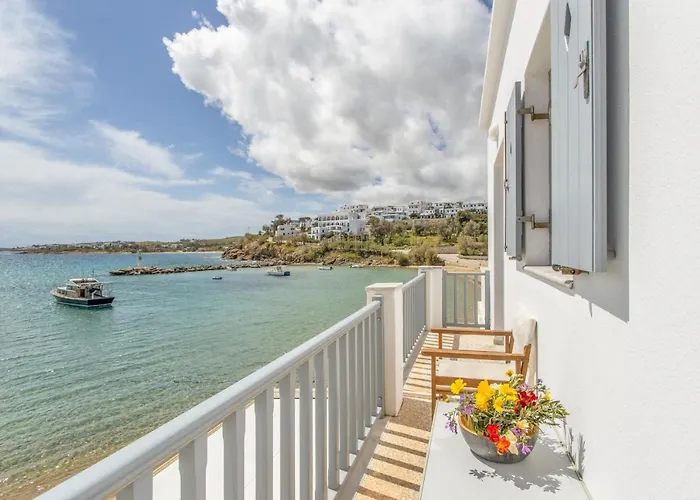 Playa Paros * بوسي لِفاذي