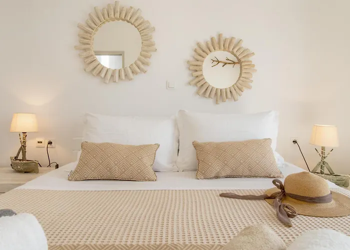 Playa Paros بوسي لِفاذي